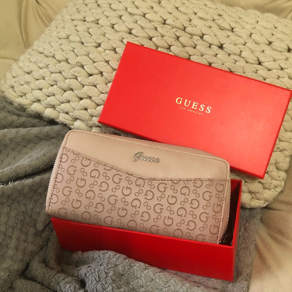 Guess wallet